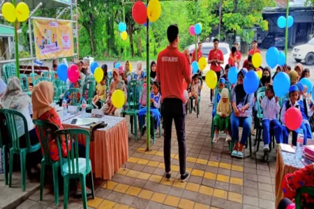 Alfamart Bersama Zwitsal Hadirkan Sahabat Posyandu di Ngawi Foto BeritaJatim.com