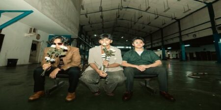 Lirik Lagu Bunga Maaf-The Lantis: Andai Angin Mengulang Sebuah Masa yang Tlah Usang Foto BeritaJatim.com