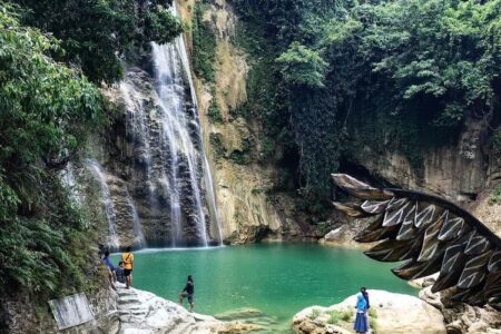 4 Destinasi Wisata di Tuban, Ada Air Terjun dengan Sumber yang Jernih! Foto BeritaJatim.com