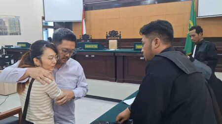 Tolak Replik JPU, Penasihat Hukum Minta Herman Budiyono Terdakwa Penggelapan Rp12 miliar Dibebaskan Foto BeritaJatim.com