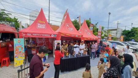 Brand Fiesta Ramaikan Grand Opening Superindo di Madiun Foto BeritaJatim.com