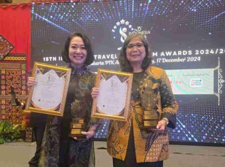 Pj Wali Kota Kediri Terima Anugerah Top Hospitality Leader in Government and Public Policy oleh ITTA Foundation Foto BeritaJatim.com