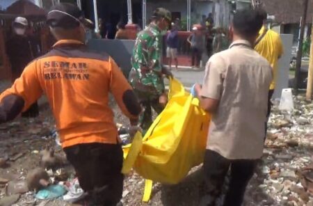 Pria Sebatang Kara di Jombang Ditemukan Tewas Tanpa Busana Foto BeritaJatim.com