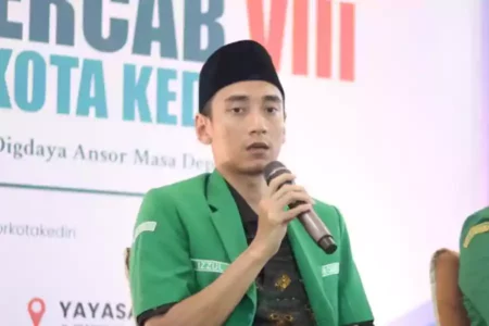 Jelang Konfercab VIII GP Ansor Kota Kediri, Begini Pesan Gus Izzul untuk Pemimpin Selanjutnya Foto BeritaJatim.com