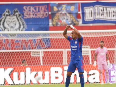 Pemkot Blitar Izinkan Laga Arema vs Persib, Tapi Ada Syaratnya Foto BeritaJatim.com