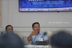 PWI Pamekasan Kecam Intimidasi Oknum PKL Arek Lancor Terhadap Wartawan Foto BeritaJatim.com