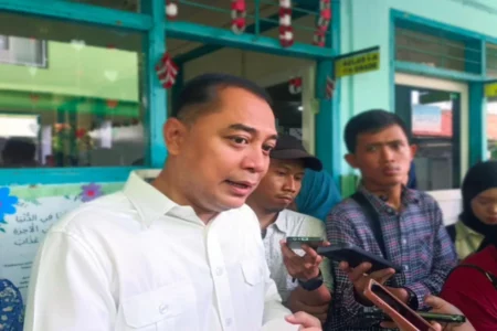 Wali Kota Surabaya Eri Cahyadi Murka Soal Fenomena Koin Jagat Foto BeritaJatim.com
