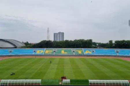 LIB Tetapkan Laga Deltras vs Persibo Dilanjutkan di Stadion Sasana Krida AAU Foto BeritaJatim.com
