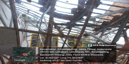 Hujan Lebat, Atap Gedung SDN 4 Lebakharjo Malang Ambruk Foto BeritaJatim.com
