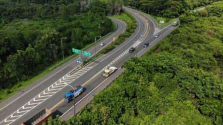 Libur Nataru: Angka Kecelakaan di Tol Jombang-Mojokerto Turun 22,2 Persen Foto BeritaJatim.com