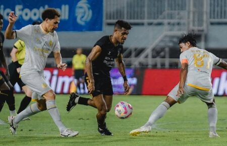 Berikut Live Streaming Dewa United vs Arema FC Malam Ini, Jangan Sampai Ketinggalan Foto BeritaJatim.com