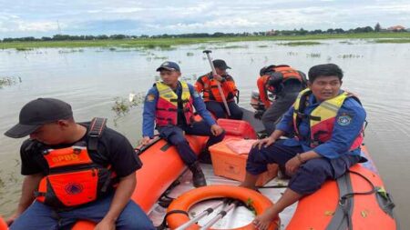 Pencari Rumput Tenggelam di Waduk Joto, BPBD Lamongan Lakukan Pencarian Korban Foto BeritaJatim.com