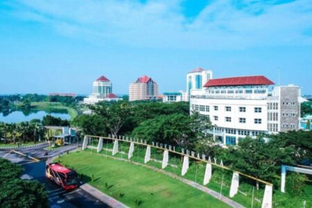 Unesa Buka Kelas Internasional untuk PMB 2025, 15 Prodi Tersedia Foto BeritaJatim.com