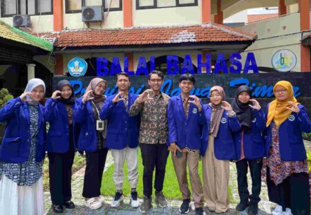 Siap Terjun Dunia Kerja, Mahasiswa UM Jalani Magang di Balai Bahasa Jatim Foto BeritaJatim.com