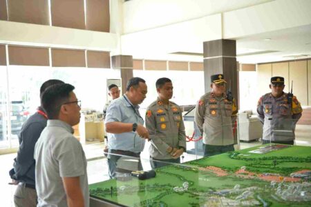 Polres Gresik Jamin Keamanan Kawasan JIIPE dan Operasional PTFI Foto BeritaJatim.com