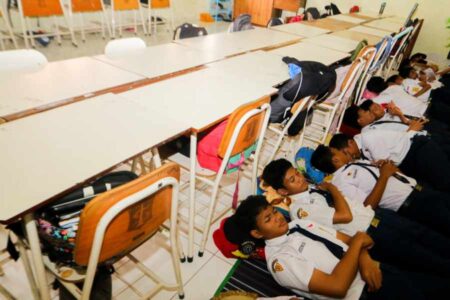 Seperti Sekolah di Luar Negeri: SMPN 39 Surabaya Terapkan Program Tidur Siang, Manfaaatnya? Foto BeritaJatim.com