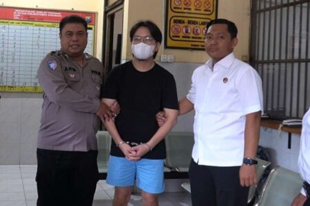 Sidang Perdana Ivan Sugiamto di PN Surabaya Digelar 5 Februari 2025 Foto BeritaJatim.com