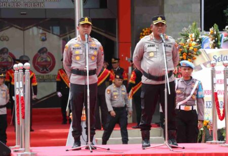 Kapolres Gresik AKBP Rovan Richard Mahenu Tancap Gas Jalankan Tugas Foto BeritaJatim.com