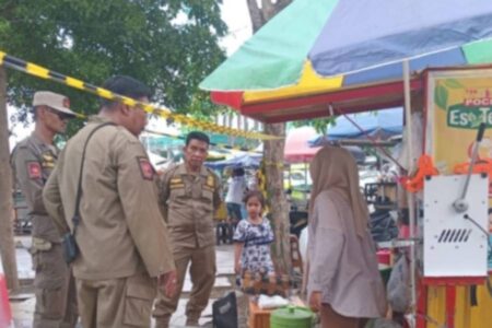 Penertiban PKL Kawasan Arek Lancor Pamekasan Terapkan Skala Prioritas Foto BeritaJatim.com