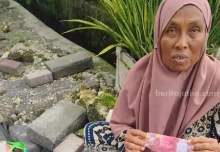 Uang Palsu Beredar di Gresik, Penjual Emping Jadi Korban Foto BeritaJatim.com
