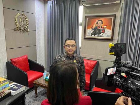 Wakil Ketua DPRD Jawa Timur Desak Investigasi SHM di Tengah Laut Sumenep Foto BeritaJatim.com
