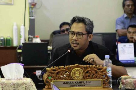 DPRD Surabaya Dukung Efisiensi Anggaran, Teknologi dan Inovasi Jadi Solusi Efektif Foto BeritaJatim.com