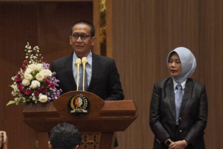 Survei Kepuasan Publik 100 Hari Kerja, Bupati Bojonegoro Dapat Nilai Positif Foto BeritaJatim.com