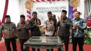 Gedung Baru DPRD Sumenep Senilai Rp100 Miliar Diresmikan Foto BeritaJatim.com