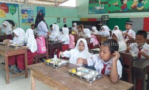 Beginilah Kondisi Dapur Penyedia Makan Bergizi Gratis di Sumenep Foto BeritaJatim.com