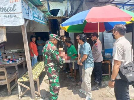 Mayat Pria Ditemukan di Kios Eks Pasar Hewan Ngunut Tulungagung Foto BeritaJatim.com