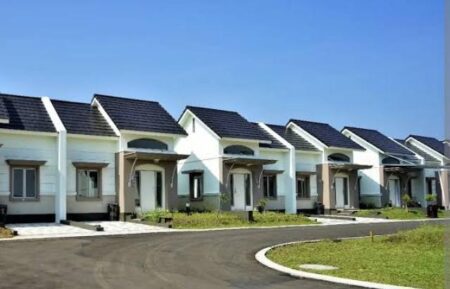 Warga Surabaya Yang Belum Punya Rumah Wajib Baca Ini, OJK Gandeng Berbagai Lembaga Agar MBR Punya Rumah Foto BeritaJatim.com