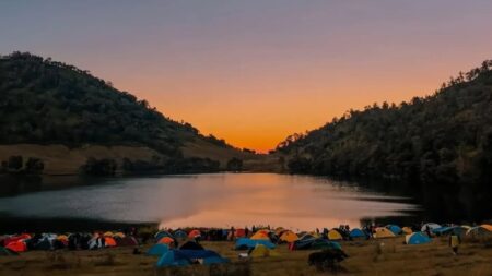 Diperpanjang! Penutupan Sementara Pendakian Gunung Semeru hingga 8 Februari 2025 Foto BeritaJatim.com