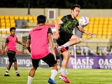 Persela Lamongan Tantang Persijap di Babak 8 Besar: Perebutan Poin Penting untuk Promosi ke Liga 1 Foto BeritaJatim.com