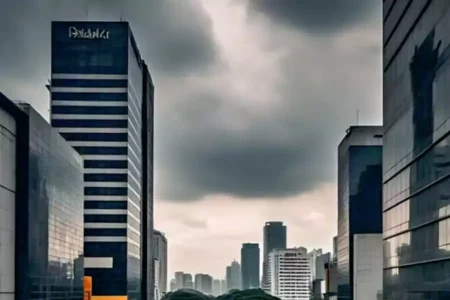 Mendung Seharian? Berikut Cuaca Surabaya, Gresik, dan Sidoarjo Sabtu 11 Januari 2025 Foto BeritaJatim.com