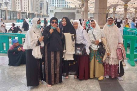 Ikhtiar Memburu Kemabruran Haji Foto BeritaJatim.com