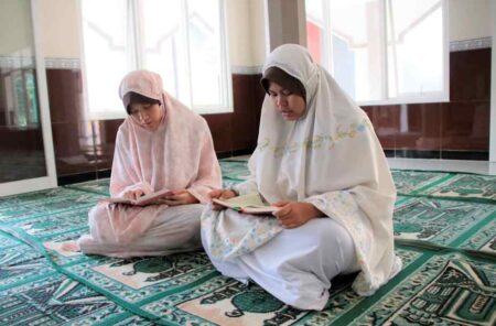 Libur Sekolah Bulan Ramadhan 2025, Wacana Sebulan Penuh atau Tetap Belajar? Foto BeritaJatim.com