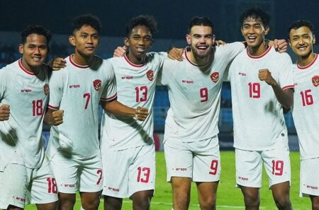 Indra Sjafri Pastikan Timnas U-20 Siap Bikin Bangga Suporter Indonesia Malam Ini Foto BeritaJatim.com