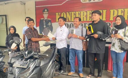 Dosen STIE Tuban Kehilangan HP, Polisi Berhasil Menemukan Foto BeritaJatim.com
