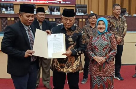 Sanusi-Lathifah Jadi Bupati dan Wabup Malang Terpilih 2025-2030 Foto BeritaJatim.com