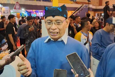 Rektor Unair Sindir Sekolah Terlambat Finalisasi PDSS: Teledor, Bisa Terulang Lagi! Foto BeritaJatim.com