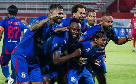 Saksikan Live Streaming Pertandingan Arema FC Vs PSIS Senin Sore Ini! Foto BeritaJatim.com