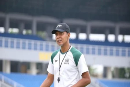 Persebaya Surabaya Gelar Tribute untuk Bejo Sugiantoro di Laga Kontra Persib Bandung Foto BeritaJatim.com