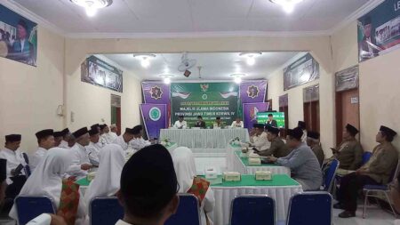 Jelang Ramadan, Dialog dengan Pemilik Usaha di Gresik Digelar untuk Bahas Imbauan MUI Foto BeritaJatim.com