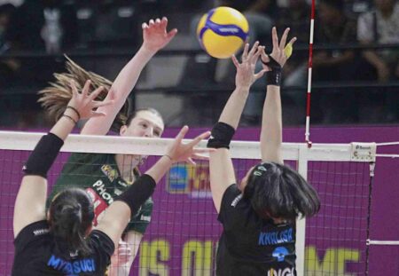 Gresik Petrokimia Buka Peluang ke Final Four Usai Kalahkan Bandung BJB Foto BeritaJatim.com