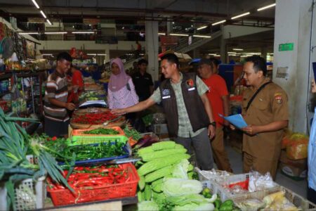 Jelang Ramadhan, Segini Harga Sembako di Pasar Ngawi Foto BeritaJatim.com