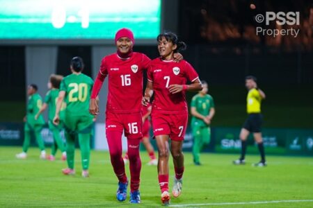 Gol Tunggal Reva Octaviani Bawa Indonesia Menang 1-0 atas Arab Saudi Foto BeritaJatim.com