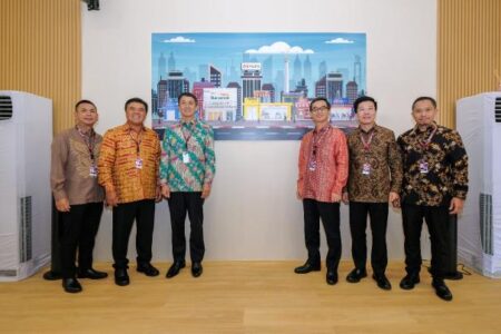 Lima Entitas Finansial, Dukung Penuh Industri Otomotif Indonesia Foto BeritaJatim.com