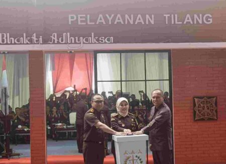 Kajati Jatim Resmikan Gedung Milik Kejari Kabupaten Mojokerto Foto BeritaJatim.com
