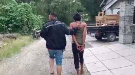 Barang Bukti Ditemukan di Rumah, Warga Lamongan Tak Berkutik Saat Diamankan Foto BeritaJatim.com