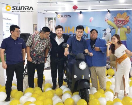 SUNRA Luncurkan Sepeda Listrik LIMAN, Sasar Kaum Gen Z Foto BeritaJatim.com